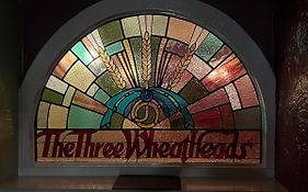 Three Wheat Heads Thropton